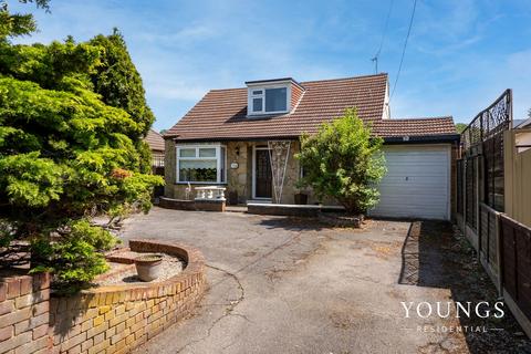 3 bedroom detached house for sale, Spencer Road, Benfleet, SS7
