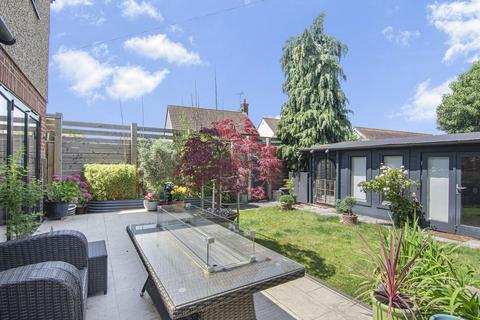 4 bedroom detached house for sale, Market Place, Romford, RM4