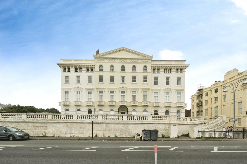 1 bedroom flat for sale