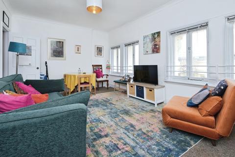 1 bedroom flat for sale, Adelaide Crescent, Hove, East Sussex, BN3