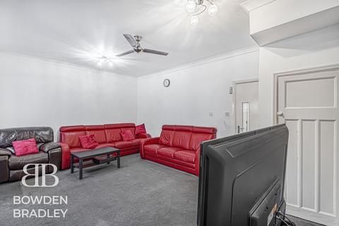 5 bedroom terraced house for sale, Gantshill Crescent, Ilford, IG2