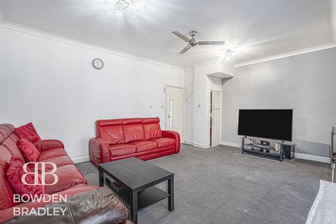 5 bedroom terraced house for sale, Gantshill Crescent, Ilford, IG2