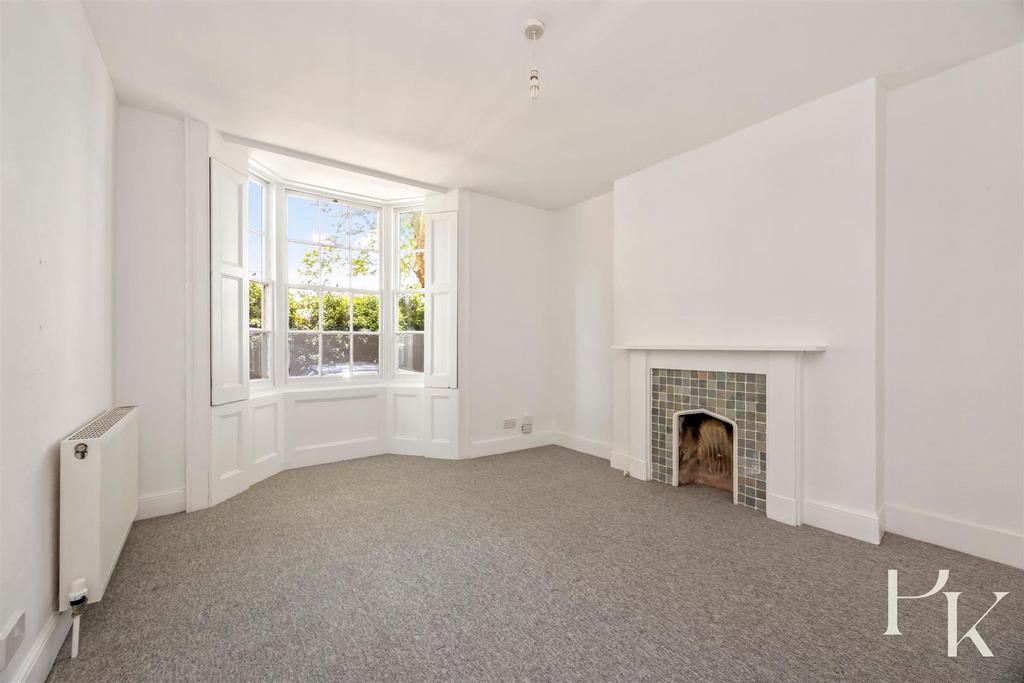 Howard Terrace, Brighton BN1 - View 2