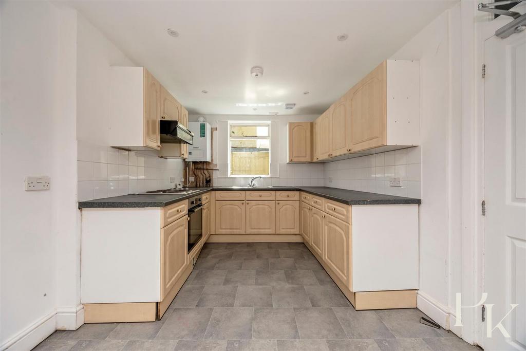 Howard Terrace, Brighton BN1 - View 3