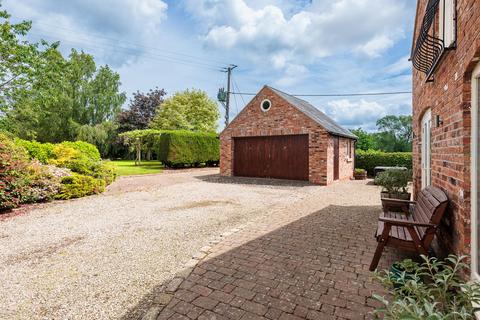 undefined, Weetwood, Tarporley, CW6