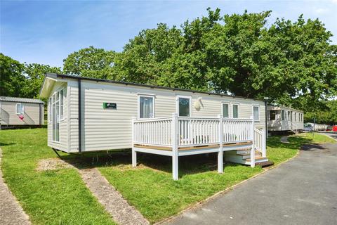 3 bedroom park home for sale, Thorness Lane, Cowes, Isle of Wight, PO31