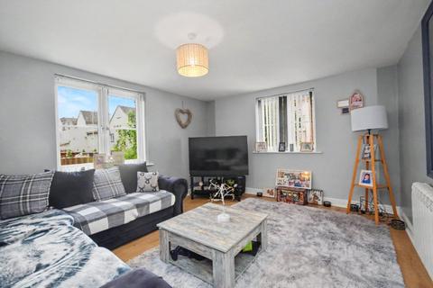 2 bedroom apartment for sale, Moorcroft Court, Ossett, West Yorkshire