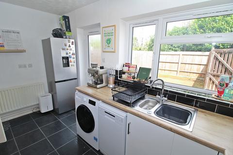 2 bedroom end of terrace house for sale, Dunstable Close, Flitwick