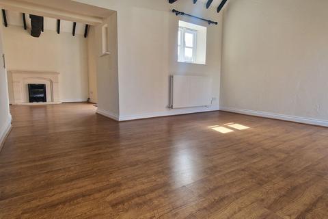 2 bedroom semi-detached bungalow to rent, Vine Farmyard, Newark NG23