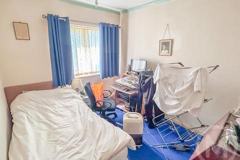 2 bedroom ground floor flat for sale, Newquay Court, Devonshire Road, Blackpool, FY2 0TJ