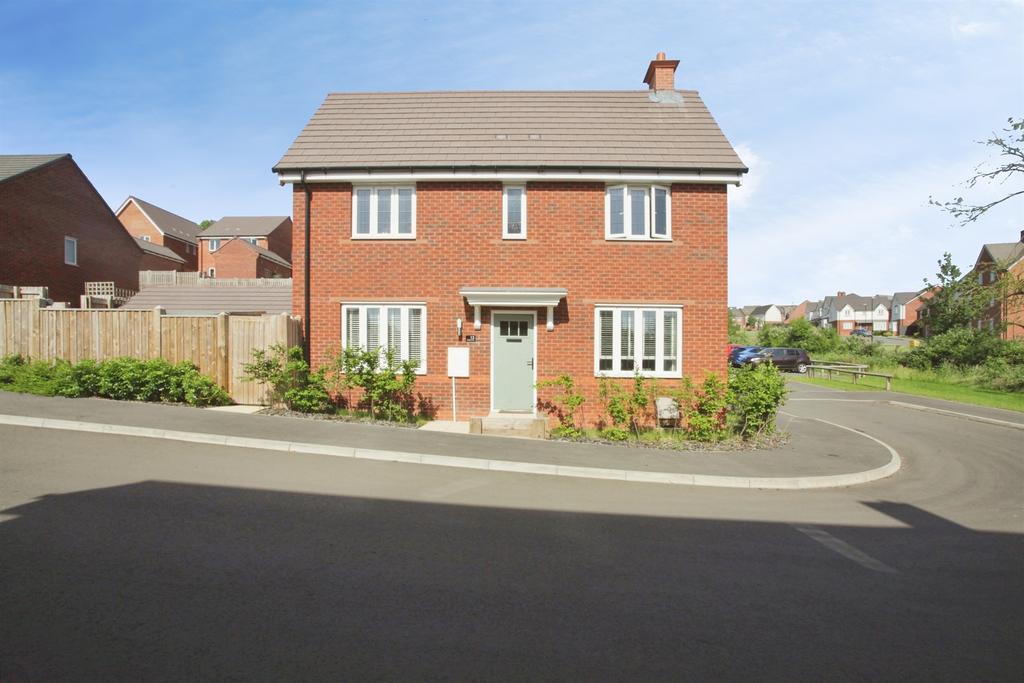 3 bedroom detached house for sale