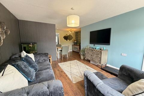 1 bedroom retirement property for sale, Berryscroft Road, Staines-upon-Thames TW18