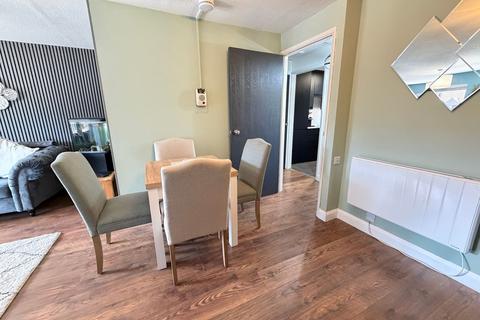 1 bedroom retirement property for sale, Berryscroft Road, Staines-upon-Thames TW18