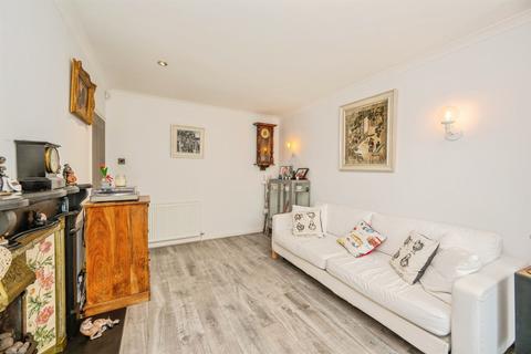 4 bedroom semi-detached house for sale, Trent Valley Road, LICHFIELD