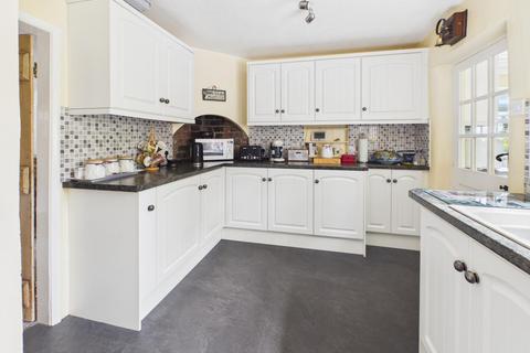 4 bedroom detached house for sale, Lodge Road, Tattershall, Lincoln