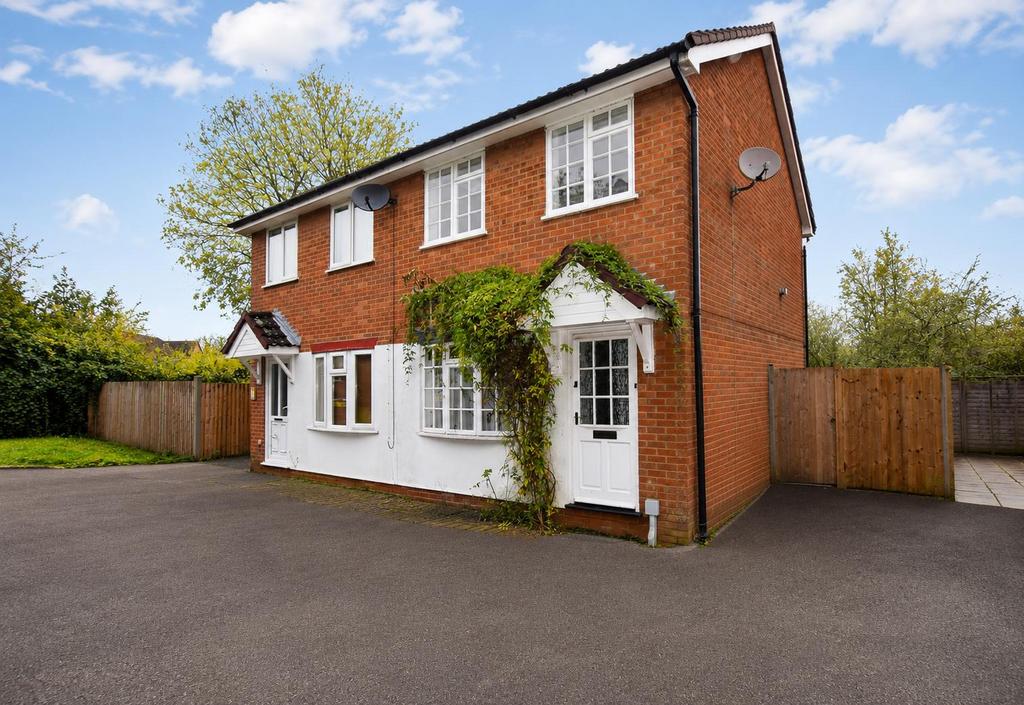 2 bedroom semi-detached house to rent