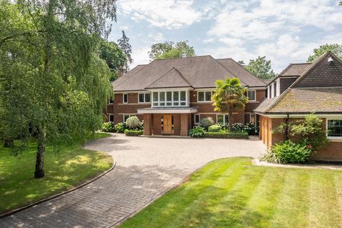5 bedroom detached house for sale, 4 Broomfield Ride, Oxshott, Leatherhead KT22