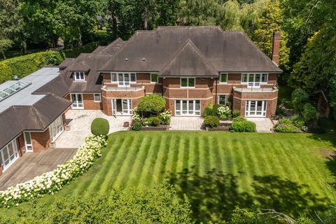5 bedroom detached house for sale, 4 Broomfield Ride, Oxshott, Leatherhead KT22