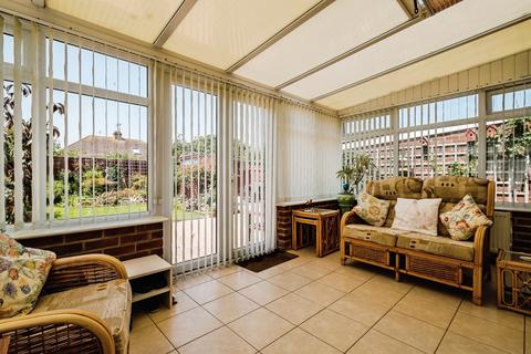 3 bedroom detached bungalow for sale, Seaside Close, Lancing