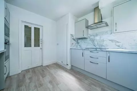 3 bedroom semi-detached house for sale – pohled 2