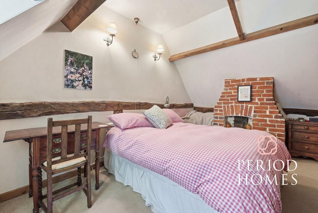 Bedroom, fireplace