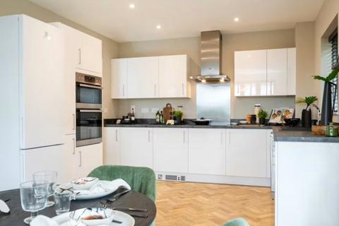 4 bedroom detached house for sale, Winchester Road, Beggarwood, Basingstoke