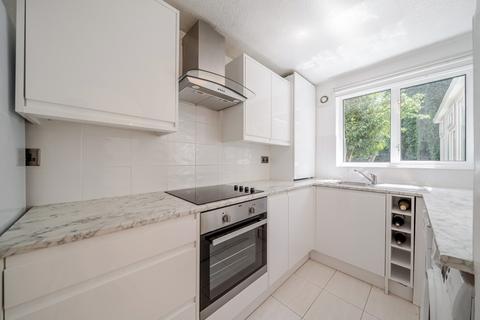 4 bedroom end of terrace house for sale, Crosslet Vale, London