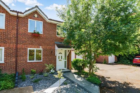 4 bedroom end of terrace house for sale, Crosslet Vale, London