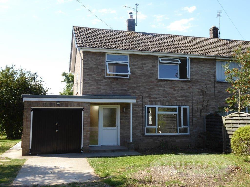 3 bedroom semi-detached house to rent