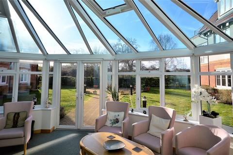 2 bedroom flat for sale, Corbetts Way, Thame OX9