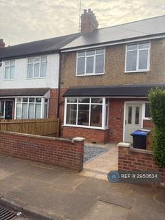 3 bedroom terraced house to rent, The Drive, Northampton, NN1