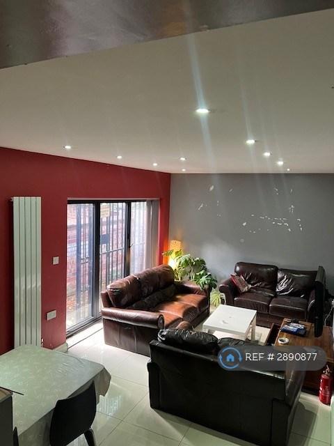 House in Manchester, Greater Manchester - View 3