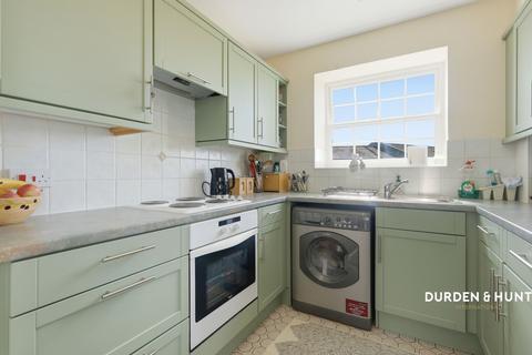 2 bedroom apartment for sale, Queensberry Place, London E12