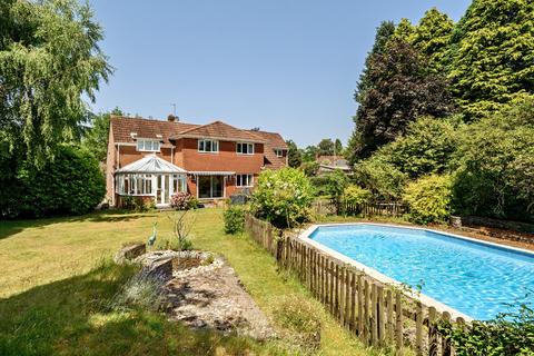 4 bedroom detached house for sale, Headley Road, Hindhead, Surrey, GU26