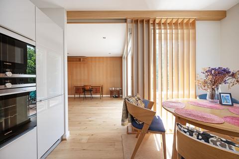 2 bedroom flat for sale, Lansdowne Drive, London Fields, LONDON, E8