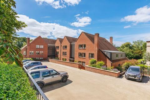 undefined, Hale Road, Aylesbury HP22