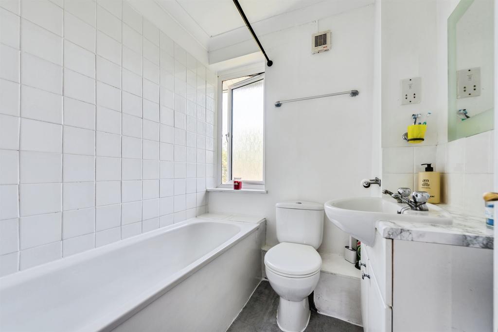 Apartment in Oxford, Temple Cowley, Cowley - View 5