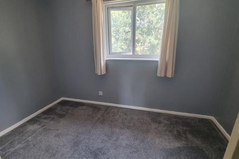 2 bedroom terraced house to rent, Lowdell Close, Yiewsley, West Drayton, UB7 8BD