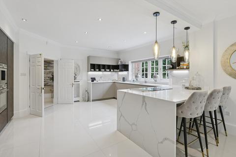 5 bedroom detached house for sale, Percival Close, Oxshott, Surrey KT22