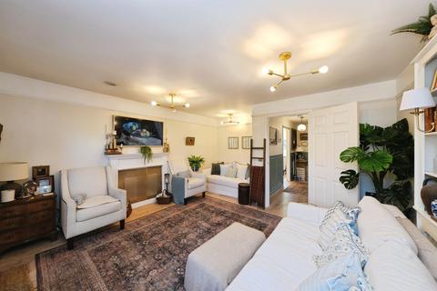 2 bedroom end of terrace house for sale, Netherfield Close, Matlock