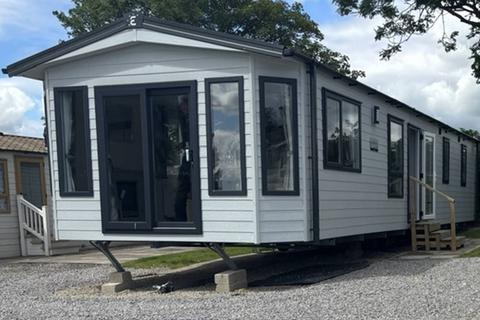 2 bedroom lodge for sale, Kearby with Netherby Nr. Wetherby