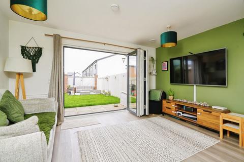 2 bedroom house for sale, Graven Hill Road, Graven Hill, Bicester, Oxfordshire, OX25