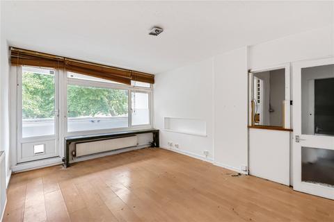 Tunworth Crescent, London, SW15