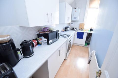 1 bedroom apartment to rent, 4 Spencer Road, Eastbourne BN21