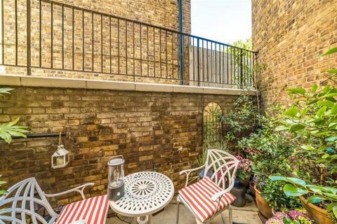 2 bedroom flat for sale, Stockwell Park Road, London SW9