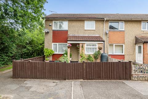 3 bedroom end of terrace house for sale, Speldhurst Close, Ashford, TN23