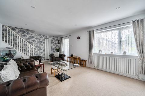 3 bedroom end of terrace house for sale, Speldhurst Close, Ashford, TN23