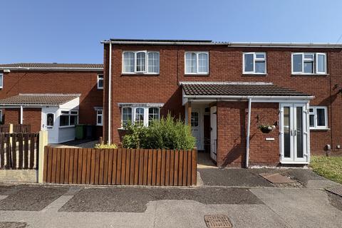 3 bedroom terraced house for sale, Stepping Stone Close, Walsall