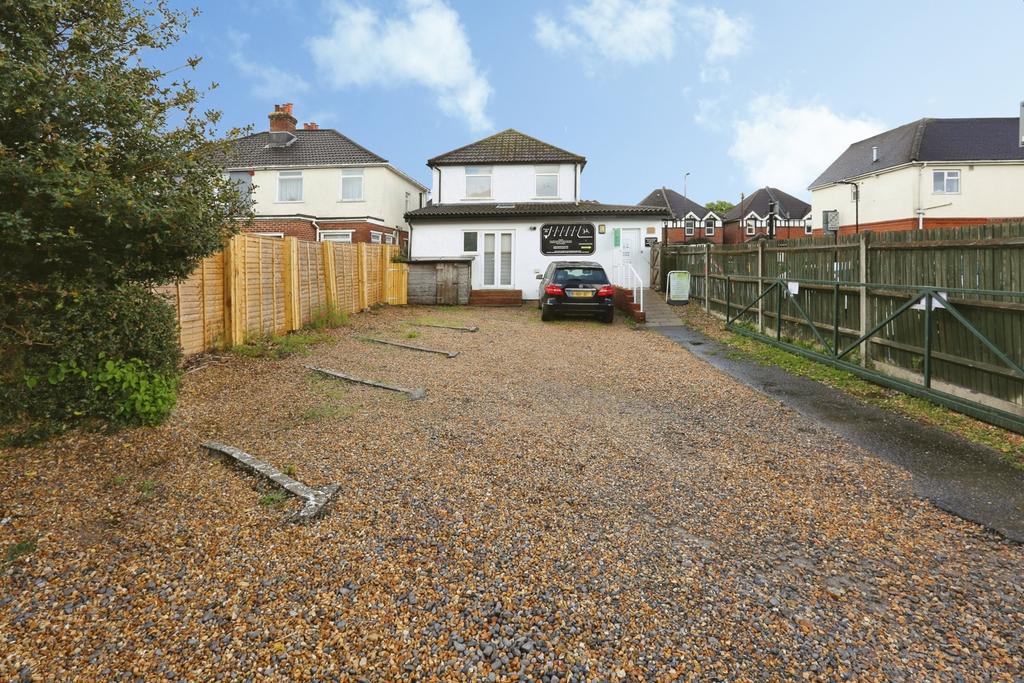 House in Southampton, Mount Pleasant, Bitterne Manor - View 2