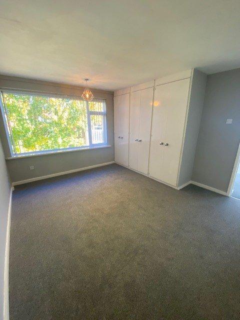 SOLIHULL, B91 - More